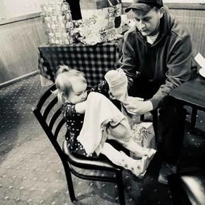 Meet your Posher, Cameron